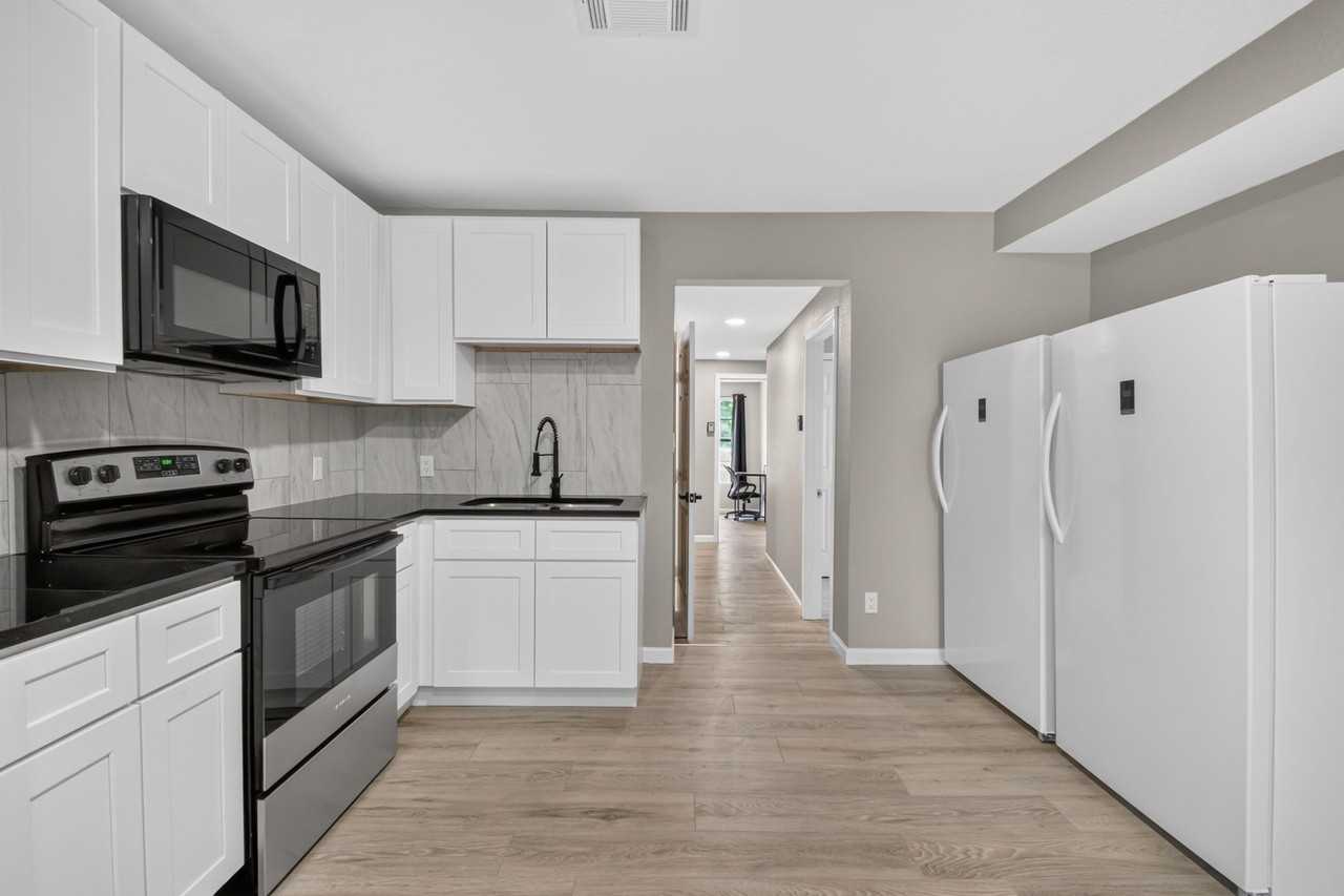 Laura Koppe Rd - Photo 2 of 34