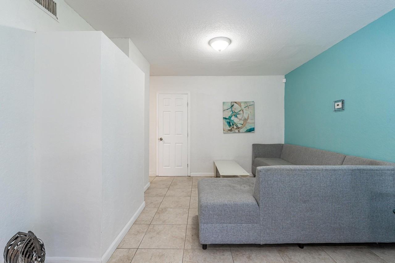 Nw 15th Ave - Photo 5 of 20