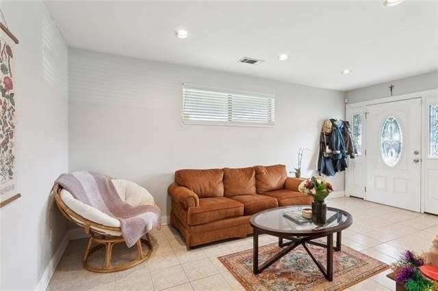 233 14th St - Photo 4 of 10