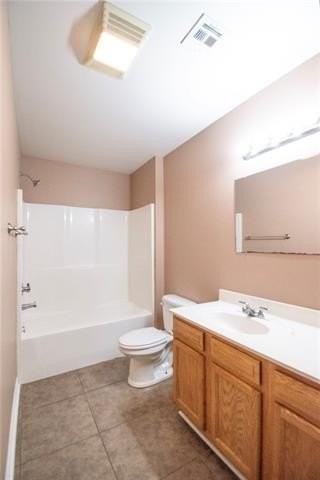 505 N Holly St - Photo 4 of 8