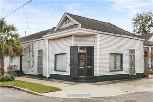 featured image of 4226 Saint Peter St