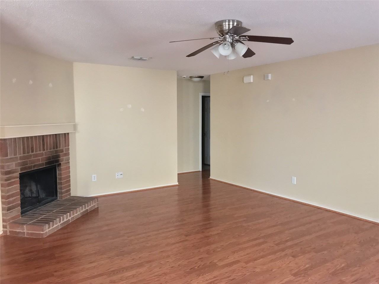 3097 Coolwood Ln - Photo 4 of 18