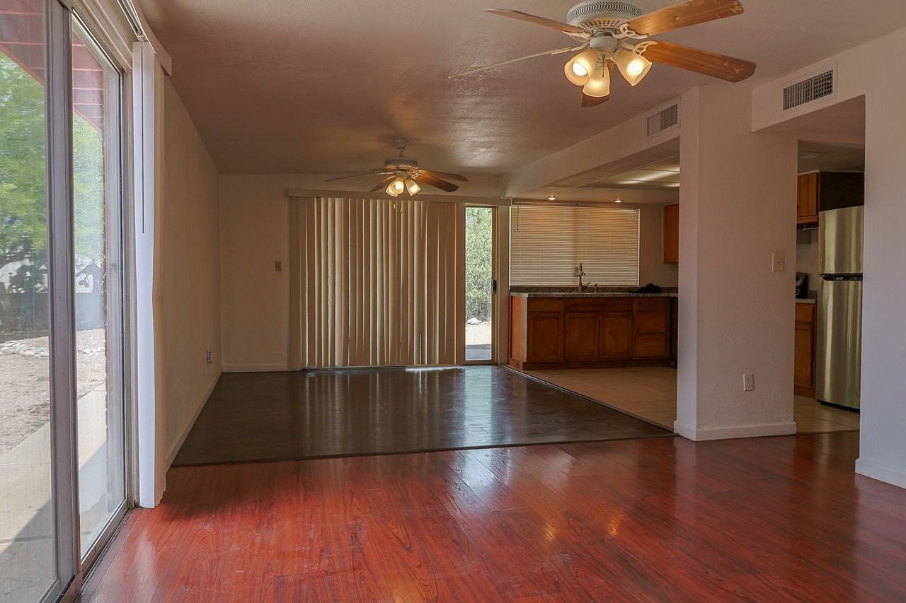 618 N Medford Dr - Photo 7 of 31