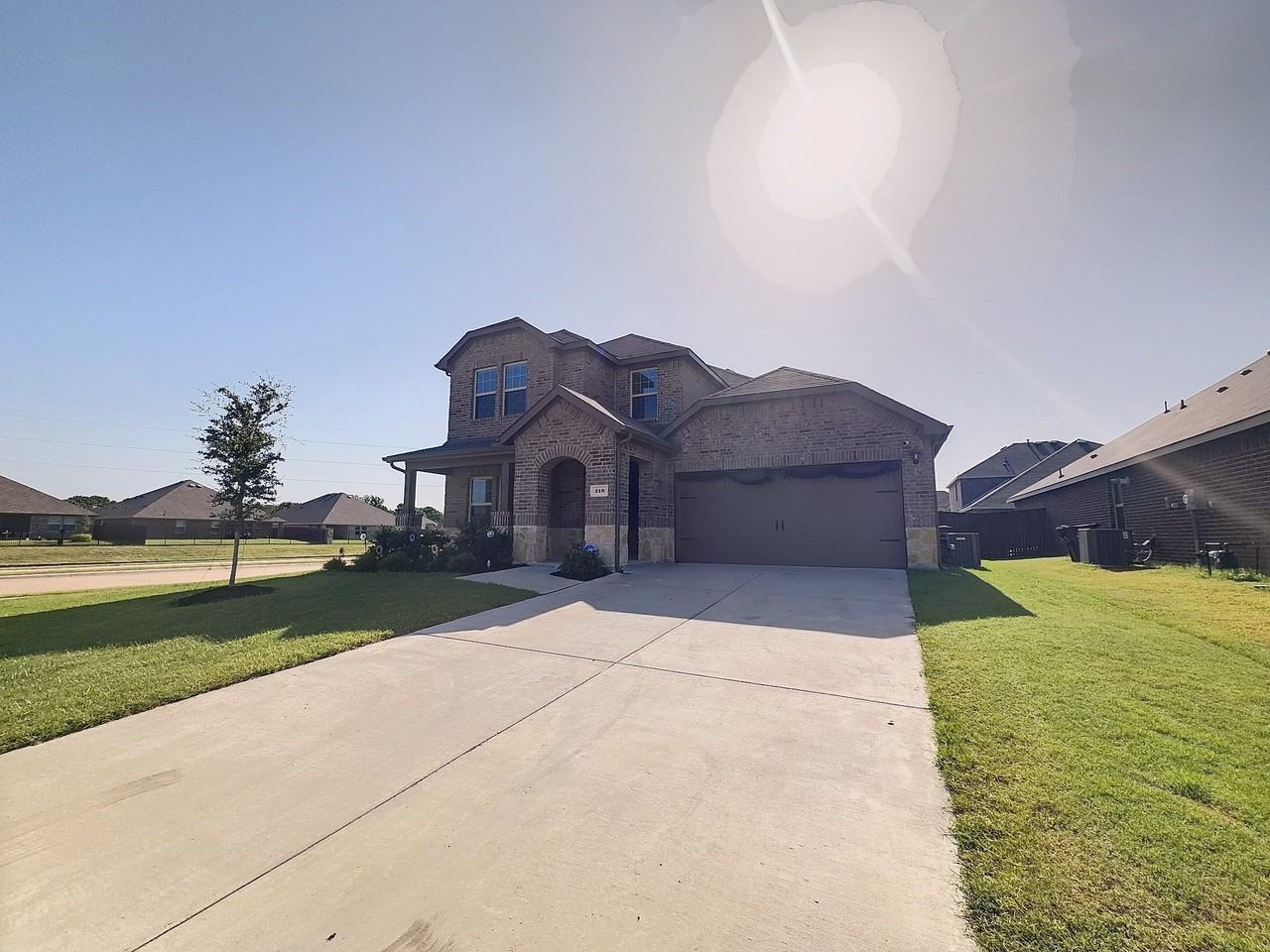 218 Alice Springs Ln - Photo 2 of 25