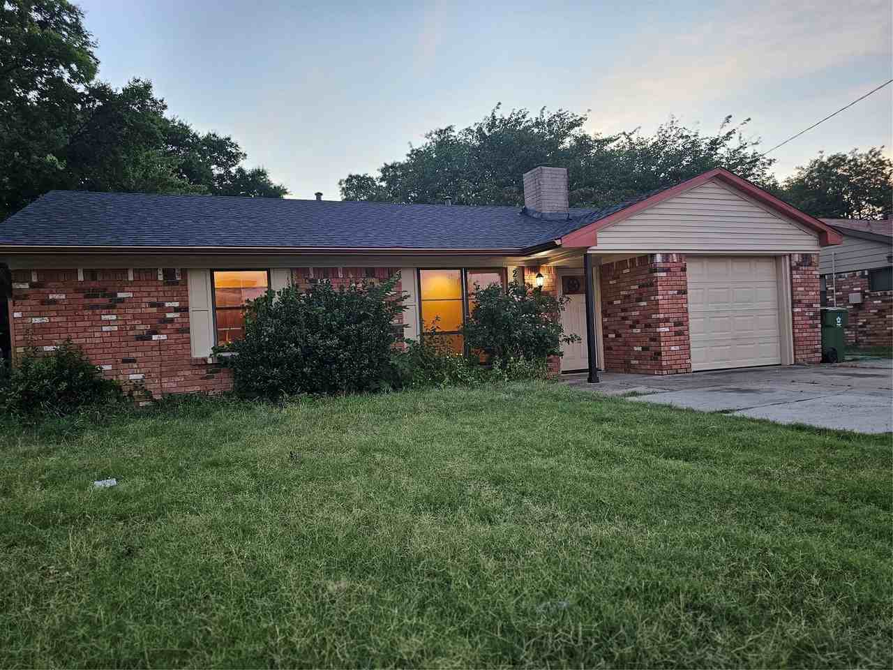 237 N Murphy Rd - Photo 3 of 31