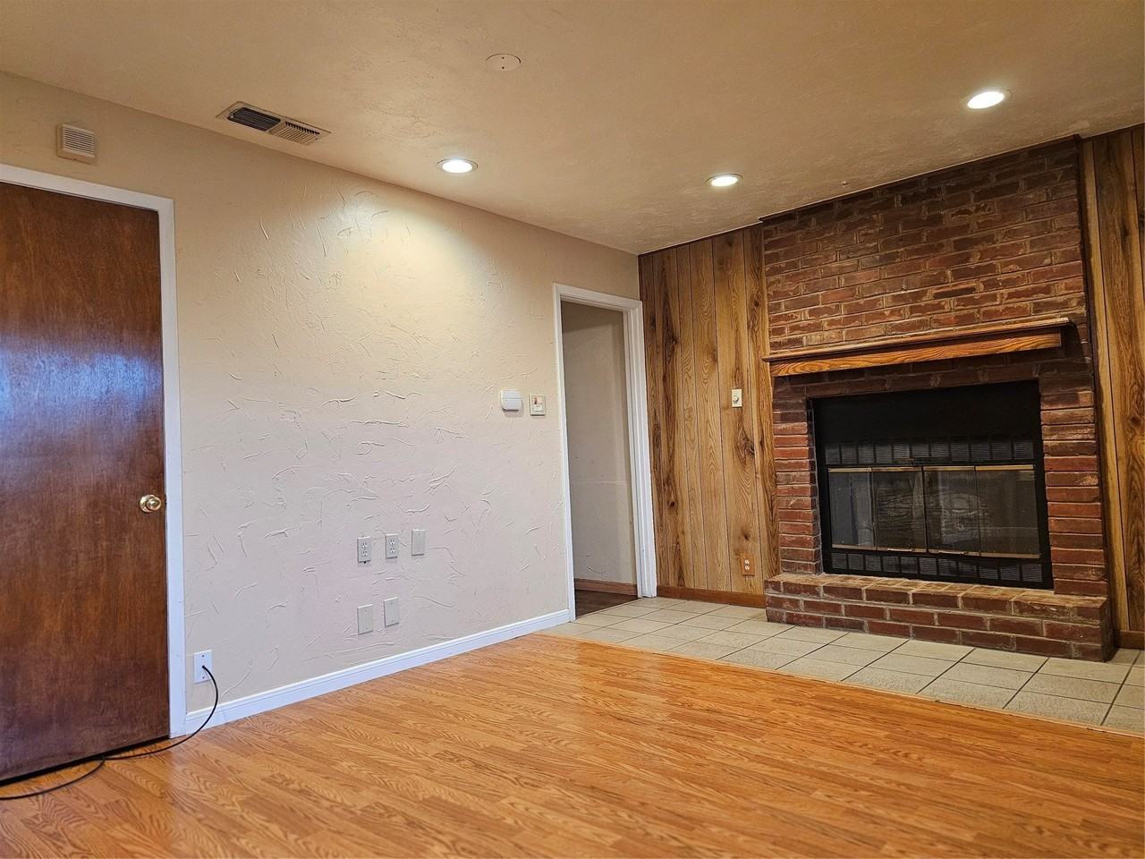 237 N Murphy Rd - Photo 5 of 31