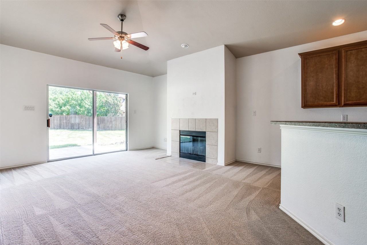 7404 Ryan Ct - Photo 6 of 25