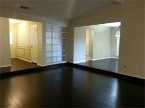2507 Mardell Dr - Photo 2 of 12