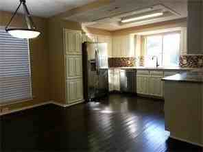 2507 Mardell Dr - Photo 5 of 12