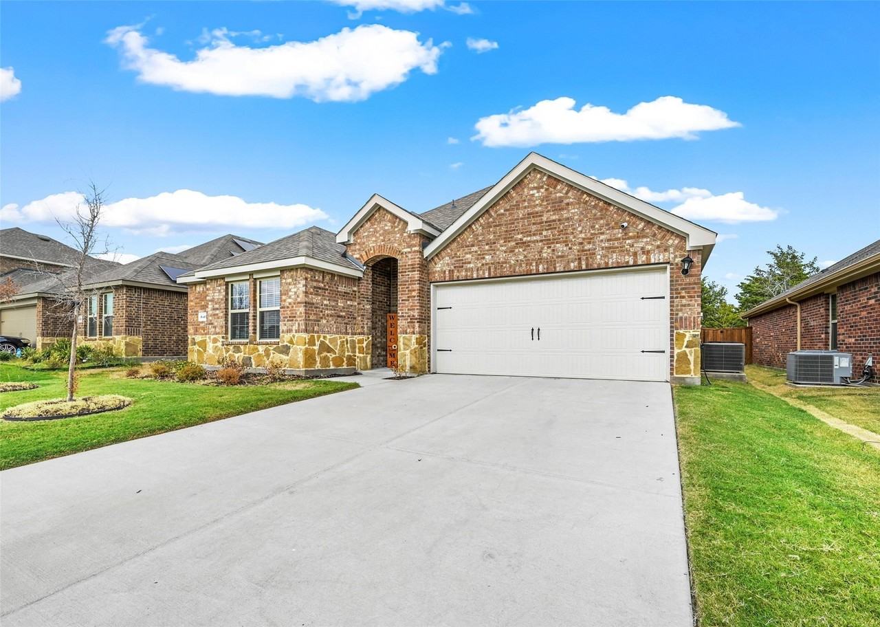 3313 Waldrop Dr - Photo 2 of 27
