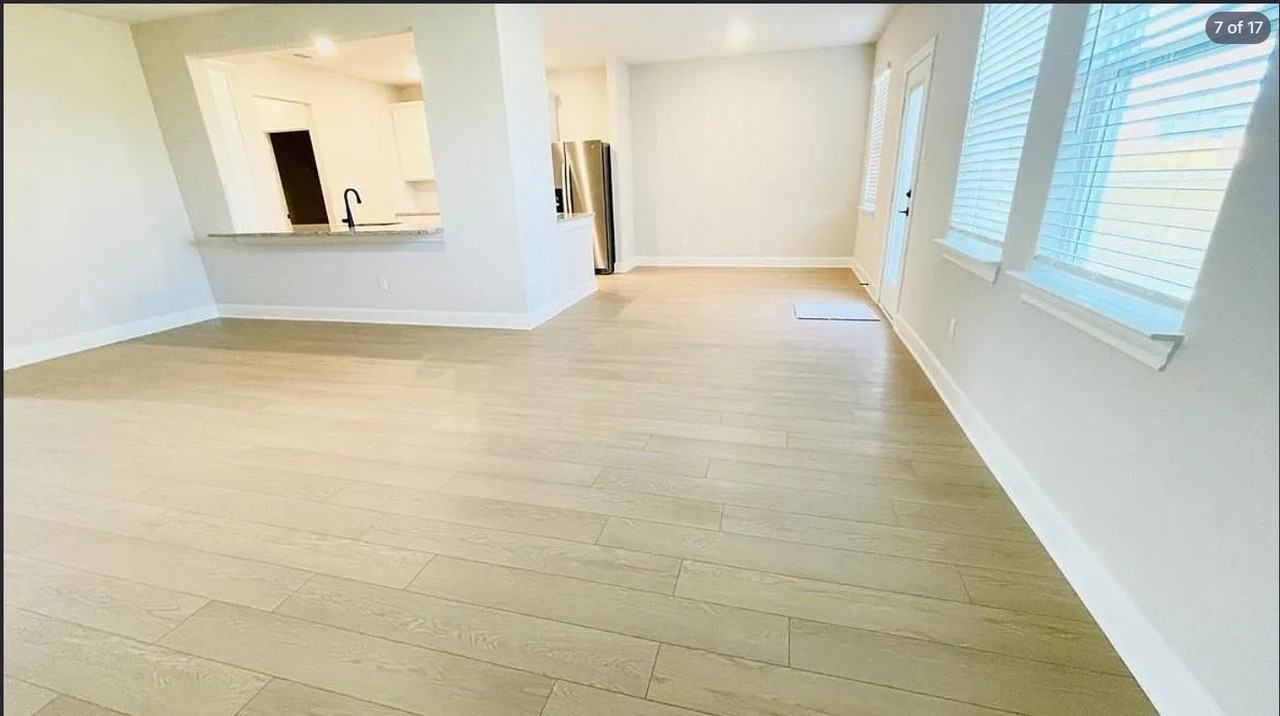 1323 Windermere Way - Photo 7 of 17