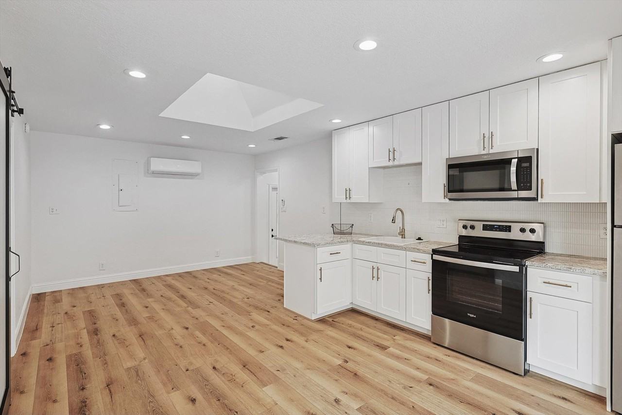 26 Horseshoe Dr - Photo 7 of 19
