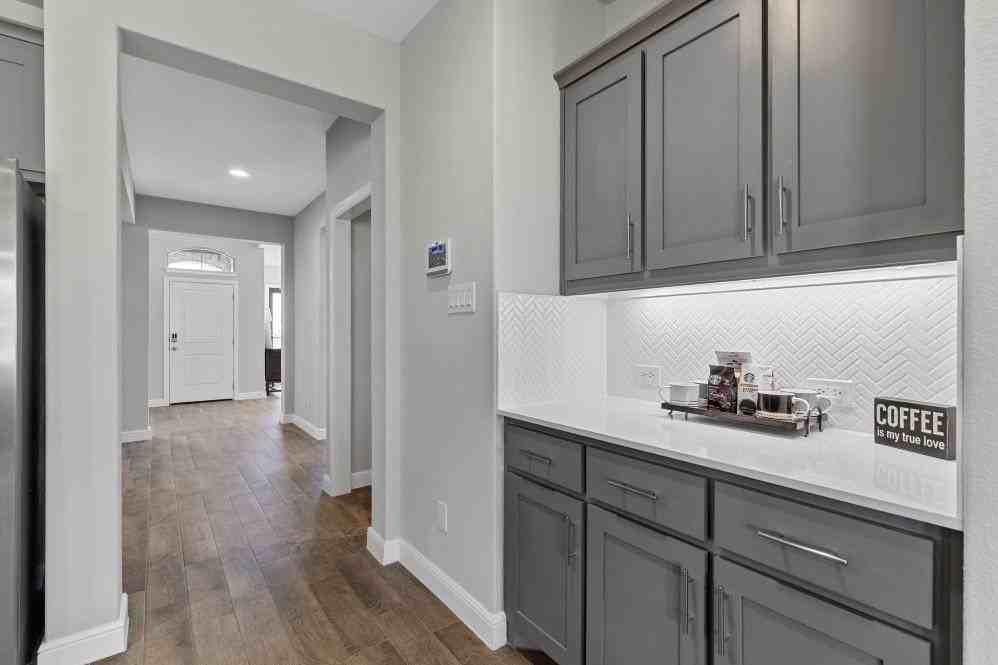 14540 Caelum Dr - Photo 6 of 31