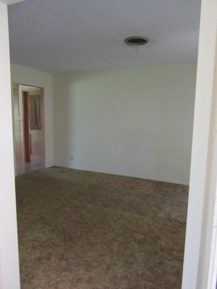 3833 N 10th St - Photo 2 of 16