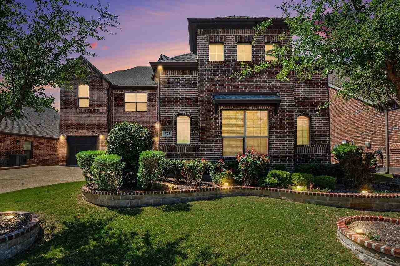 3323 Royal Ridge Dr - Photo 2 of 36