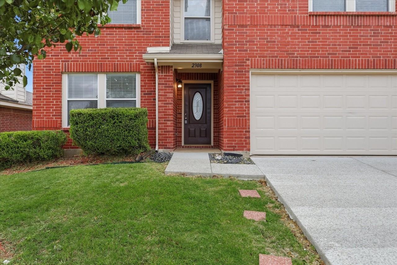 2308 Shadabury Dr - Photo 4 of 34