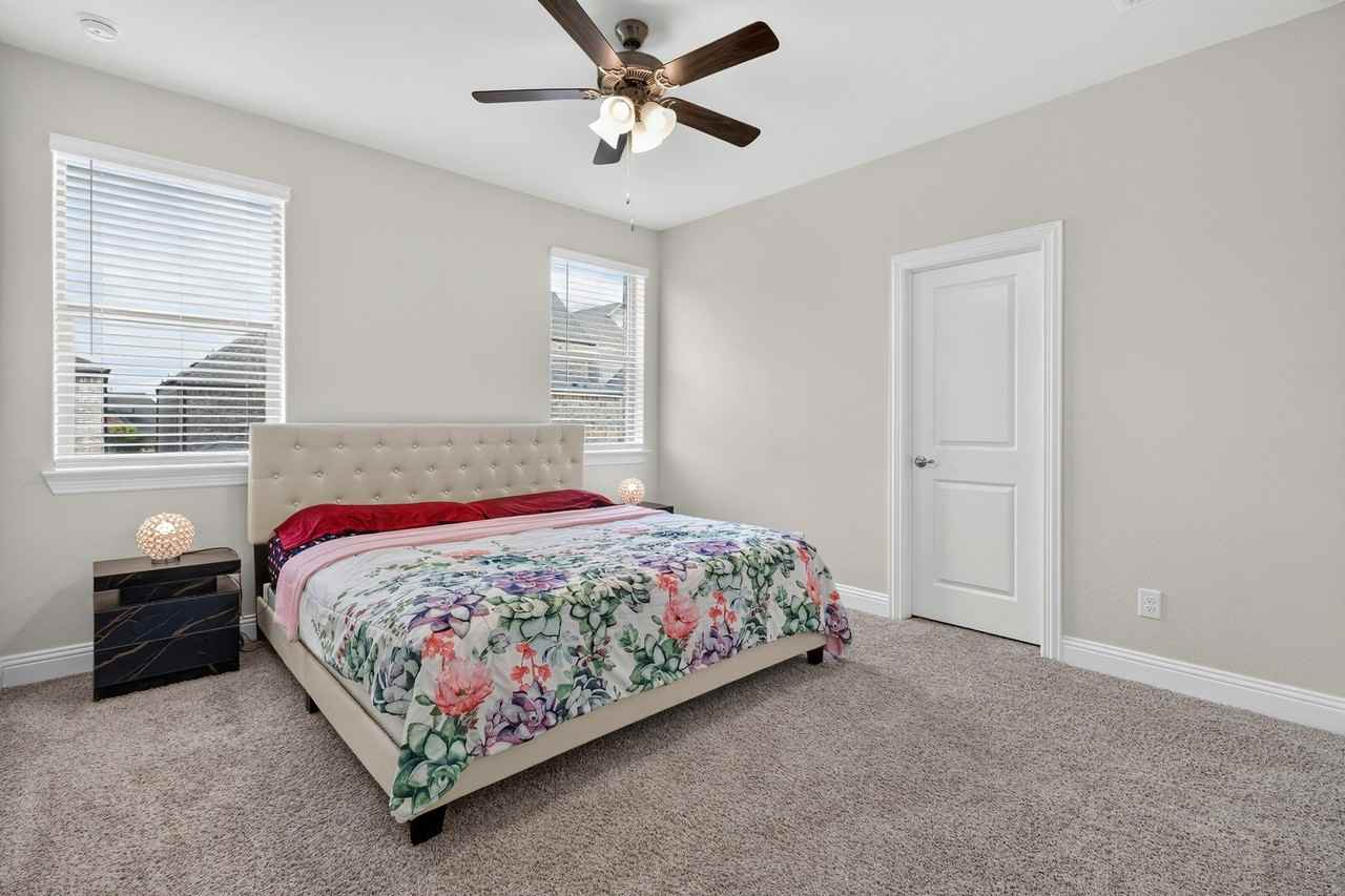 1536 Lake District Dr - Photo 7 of 21