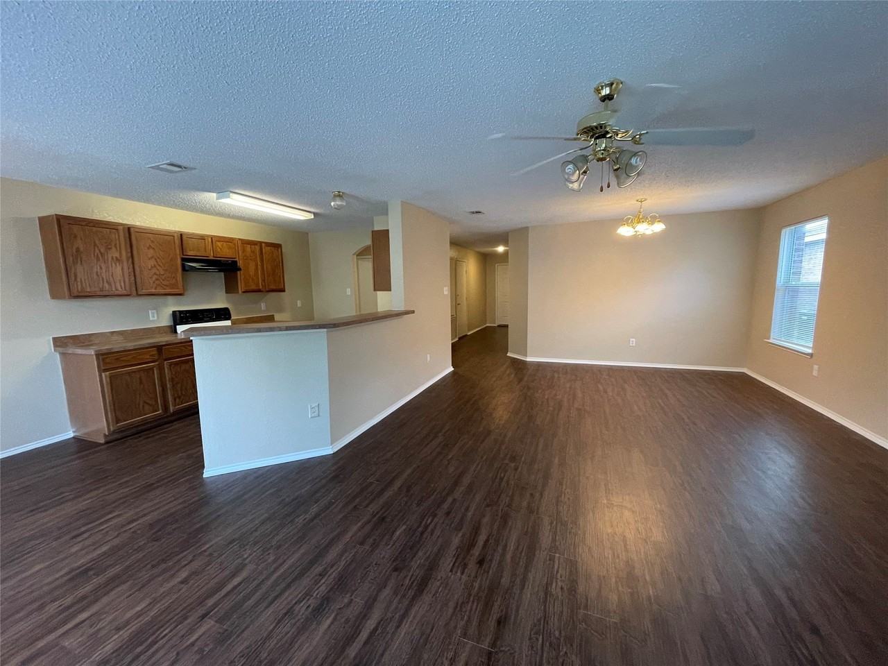 3316 Knoll Trl - Photo 2 of 12