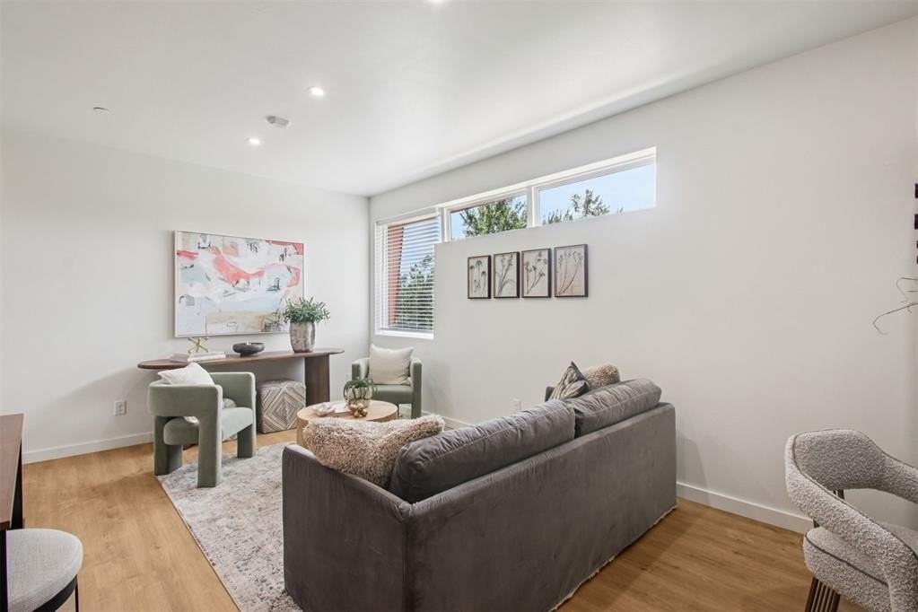 1744 Nw 15th St #3E - Photo 3 of 20