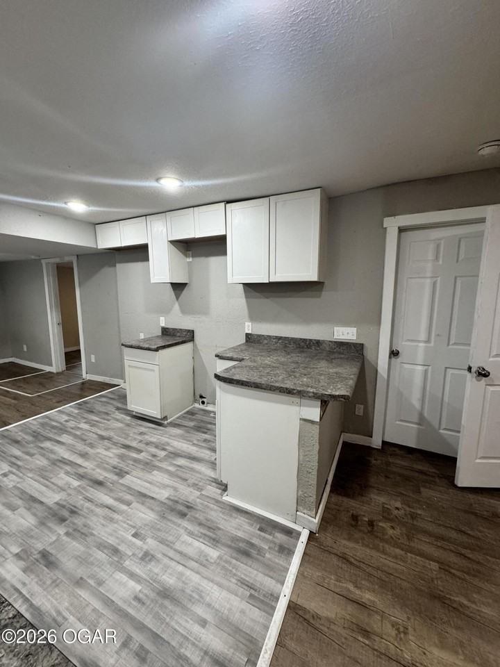 1402 Furnace St - Photo 6 of 10