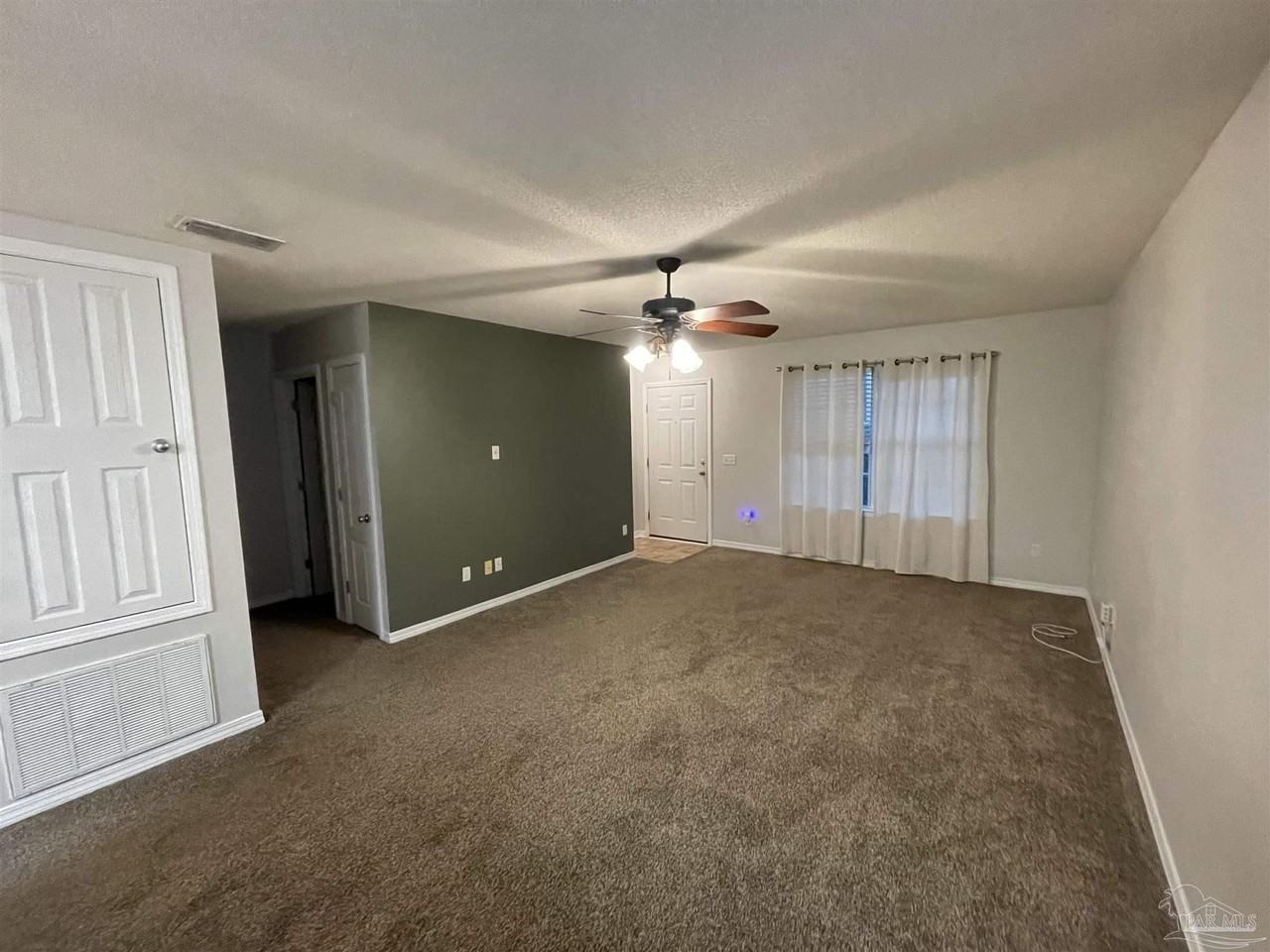 10485 Senegal Dr - Photo 2 of 12