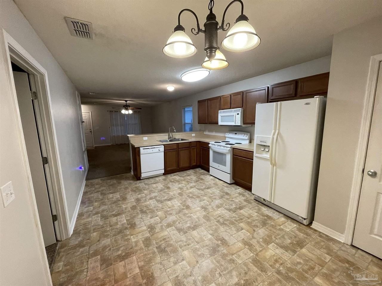 10485 Senegal Dr - Photo 5 of 12