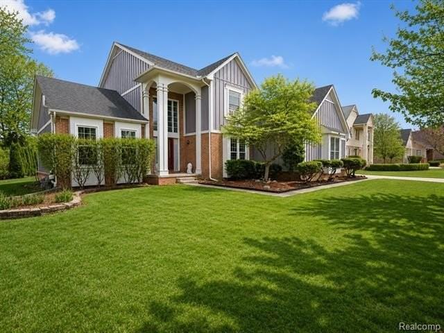 7359 Water Oaks - Photo 2 of 31