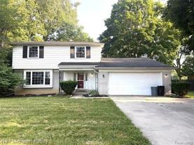 29339 Geraldine Ct - Photo 1 of 1