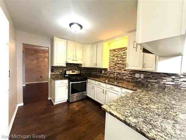 29339 Geraldine Ct - Photo 7 of 23