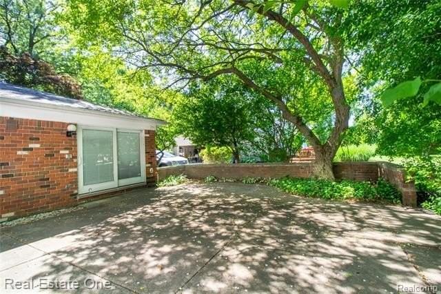 4243 Frostwood Ct - Photo 4 of 21