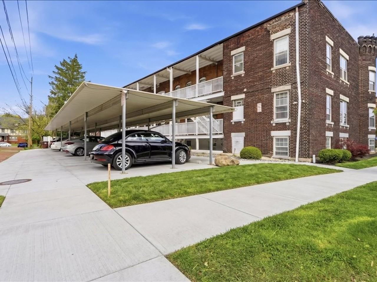 The Clifton Boulevard Portfolio - Photo 5 of 50