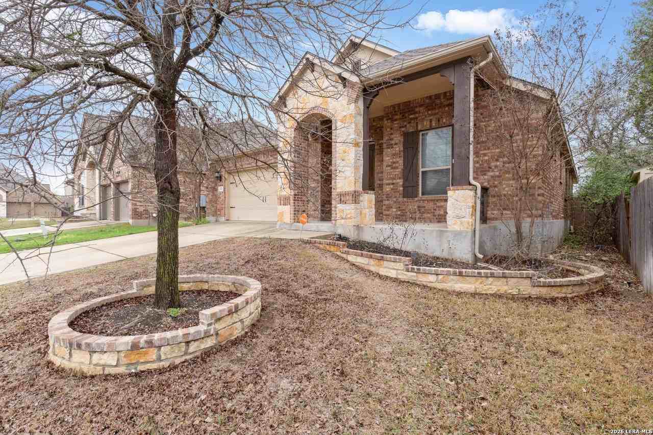 13947 Evelina - Photo 2 of 32