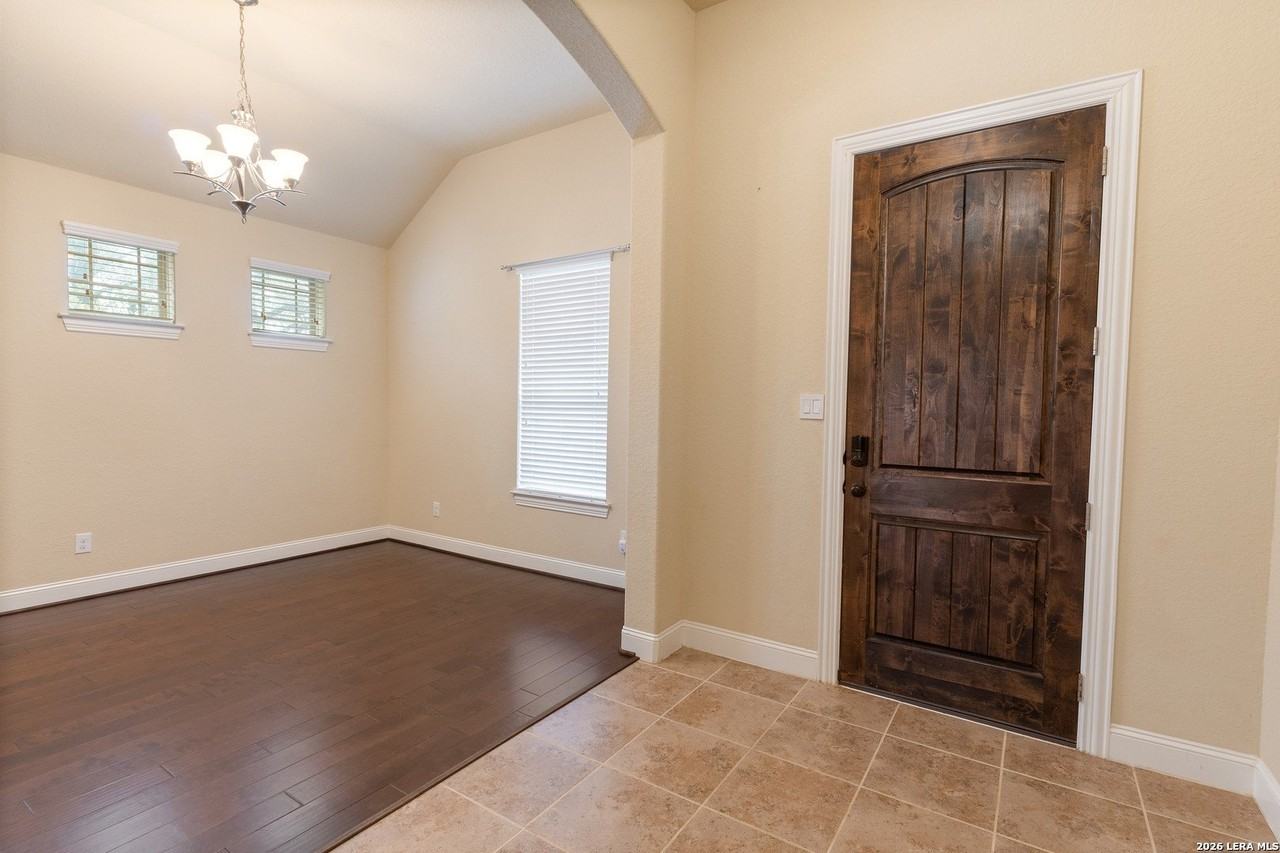 13947 Evelina - Photo 5 of 32