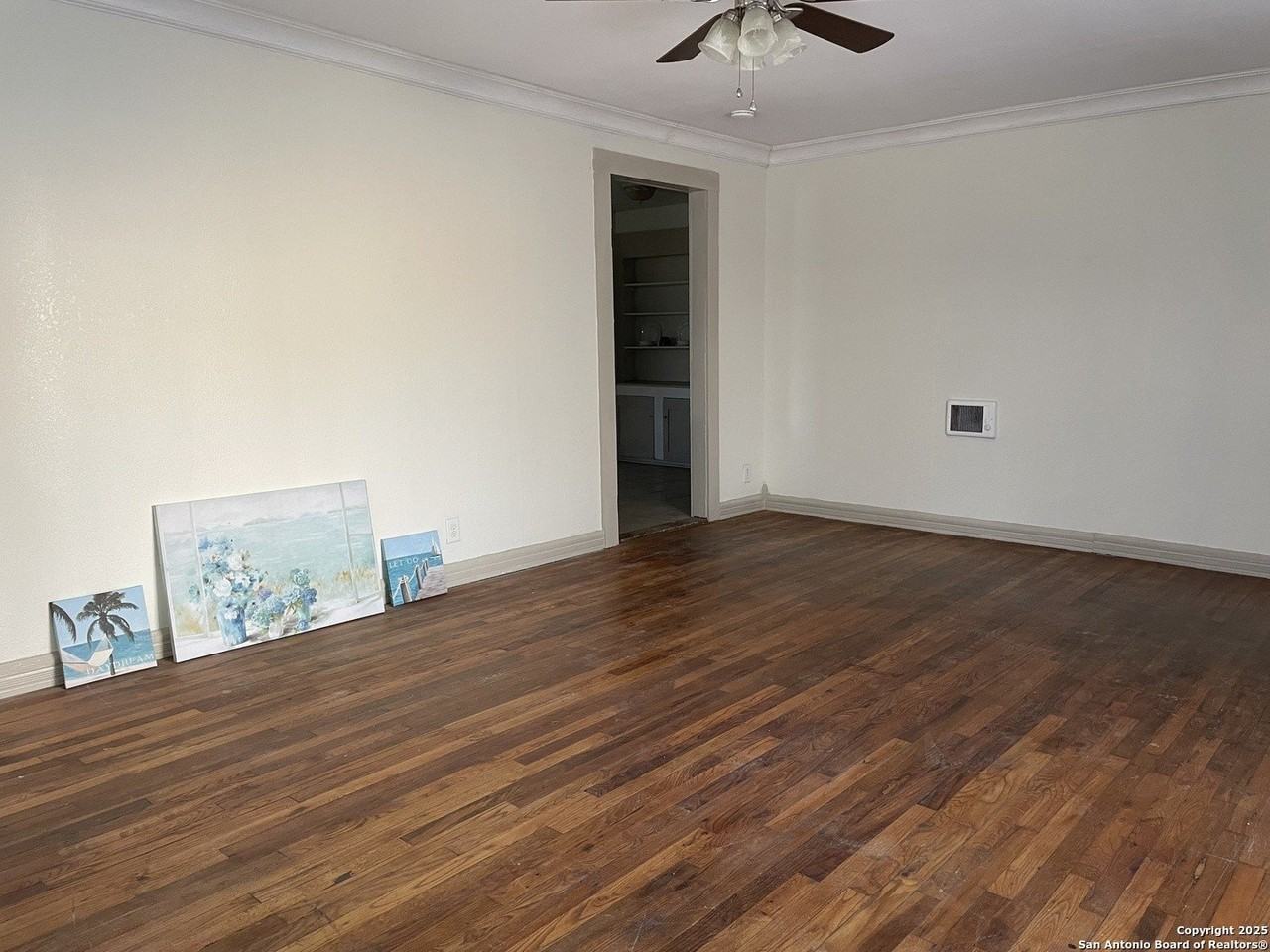 2890 PECAN COR #1 - Photo 2 of 14