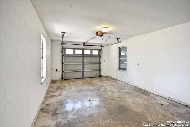 372 Camp Willow Rd - Photo 5 of 30