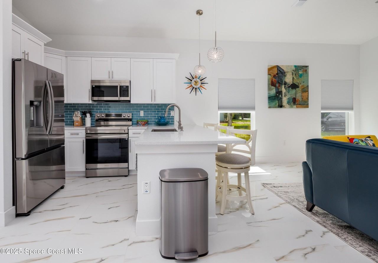702 Shady Lane - Photo 7 of 14