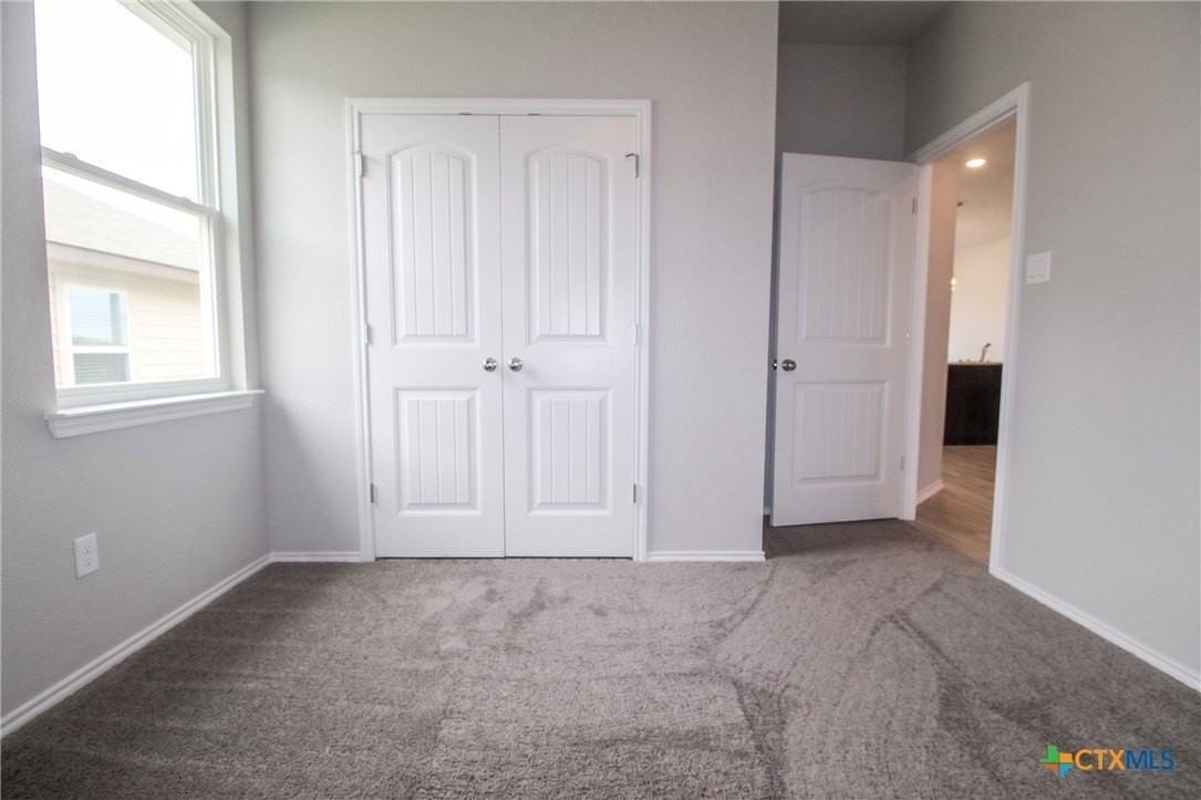 227 Green Valley Dr - Photo 6 of 10