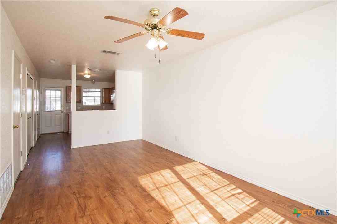 4003 Pilgram Dr #D - Photo 2 of 13
