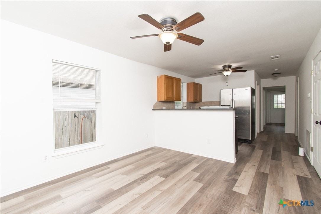 306 S 25th St - Photo 2 of 16