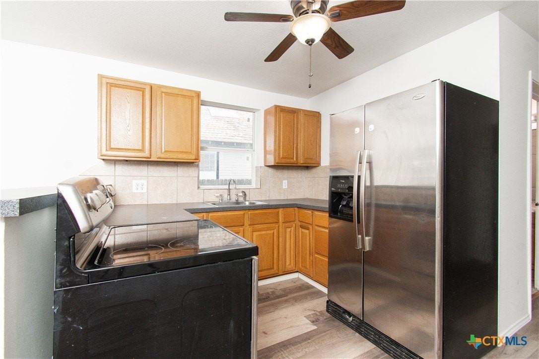 306 S 25th St - Photo 5 of 16