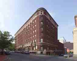 featured image of 122 Chestnut St