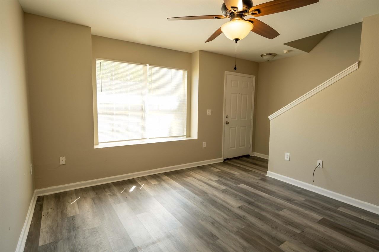 2774 Hartsfield Rd #2 - Photo 6 of 20