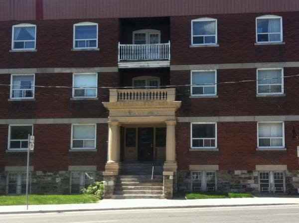 359 Davenport Road - Photo 10
