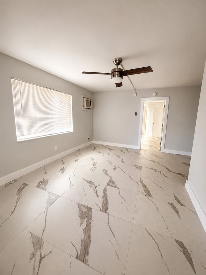 295 110th Ave - Photo 5 of 11