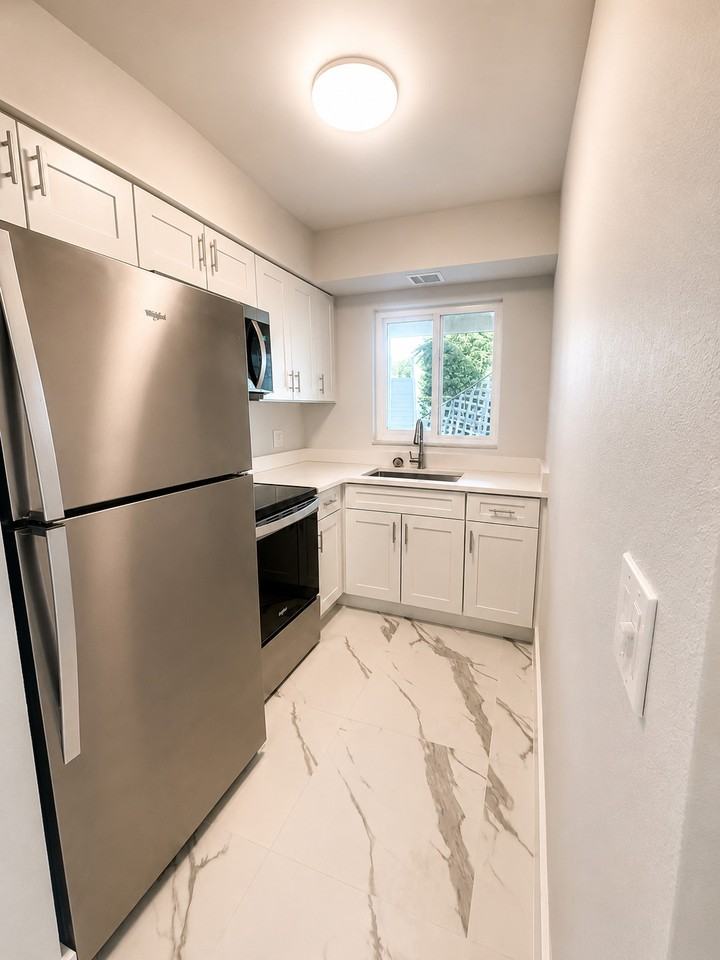 295 110th Ave - Photo 6 of 11