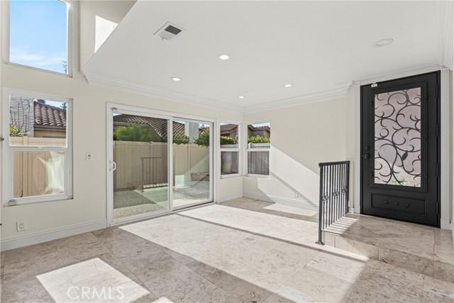 24382 Mira Verde - Photo 4 of 29