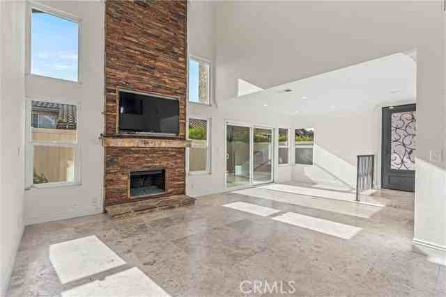 24382 Mira Verde - Photo 6 of 29