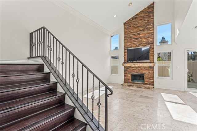 24382 Mira Verde - Photo 7 of 29
