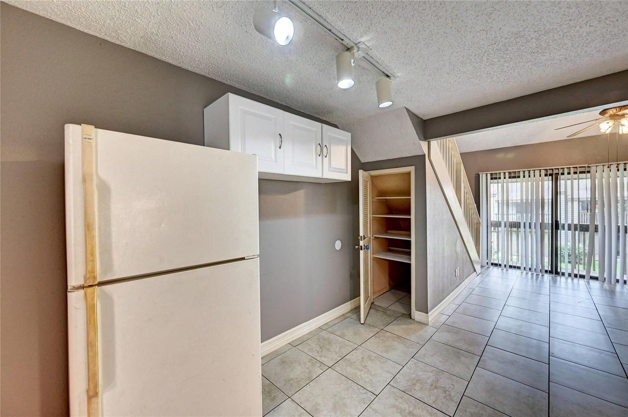 12900 Walden Rd ##6 - Photo 6 of 39