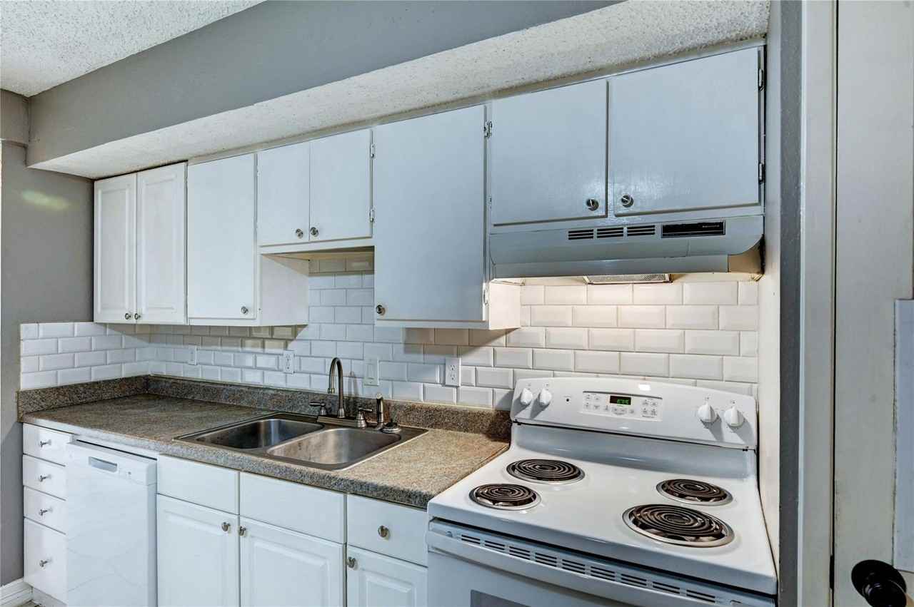 12900 Walden Rd ##6 - Photo 7 of 39
